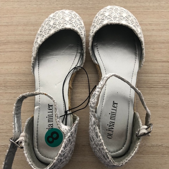 New Strapped Espadrilles - Picture 2 of 2